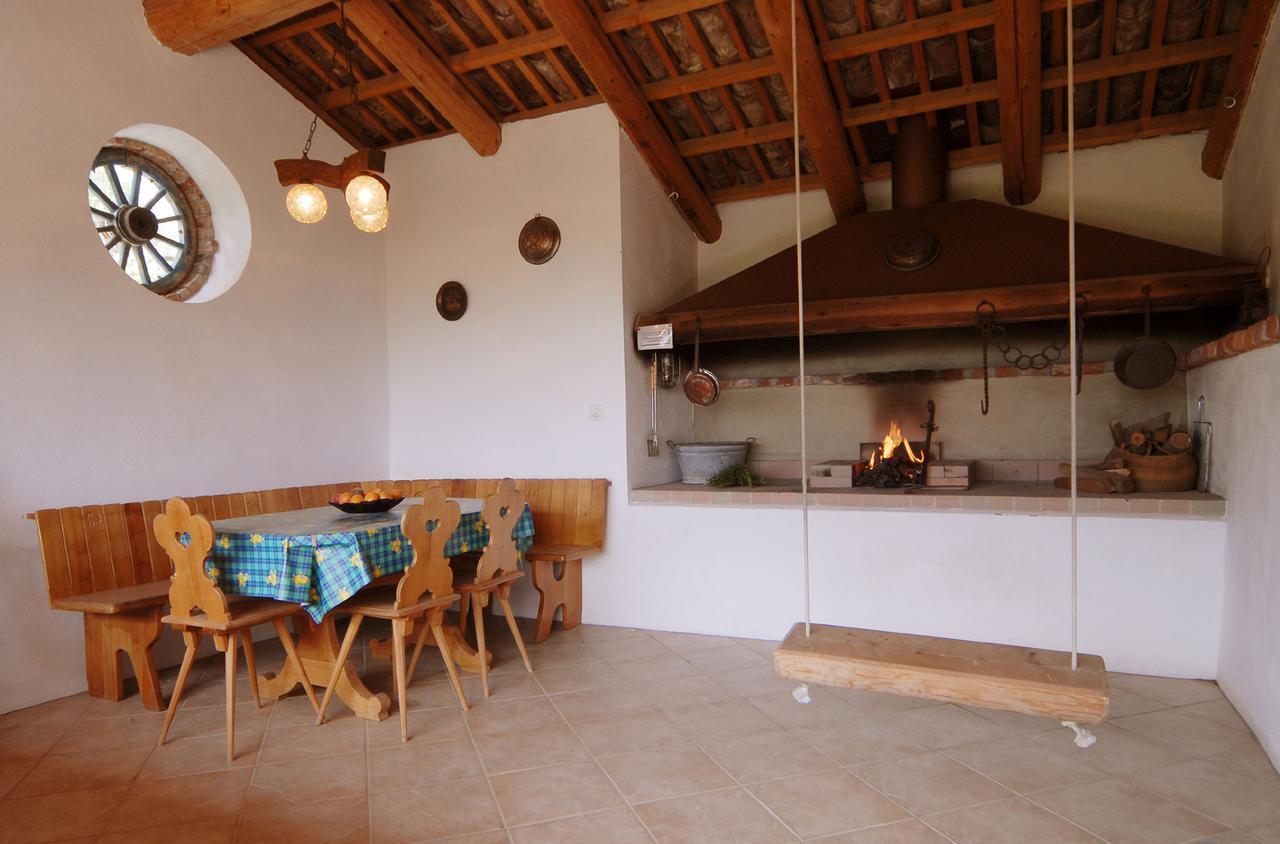Agriturismo Sondrea Sinio Bagian luar foto